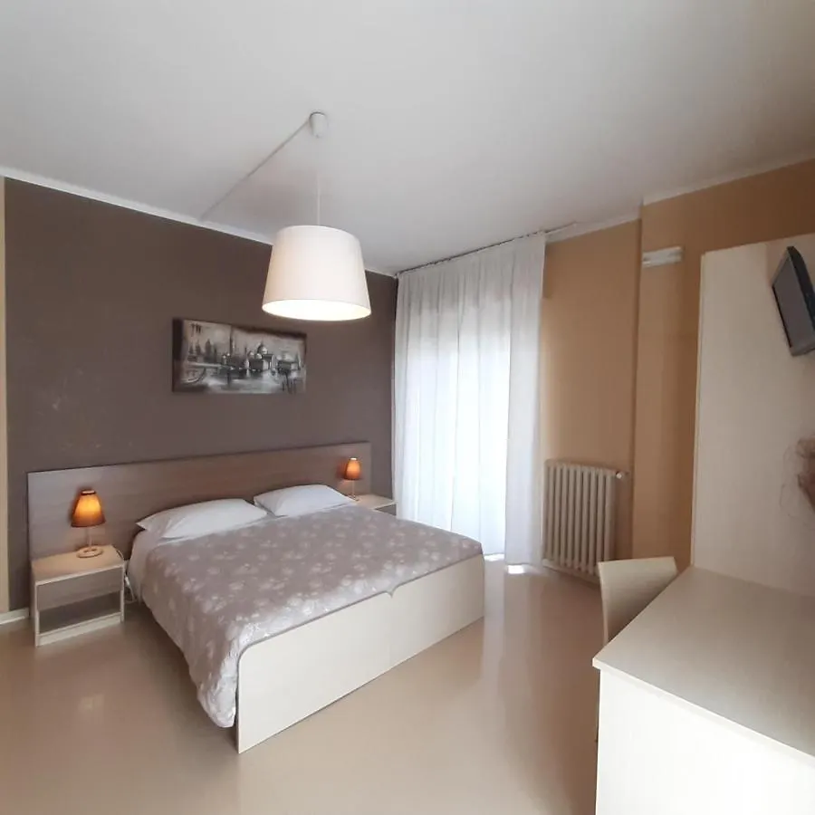 B&B Cameracaffe Centro Arezzo 2*,