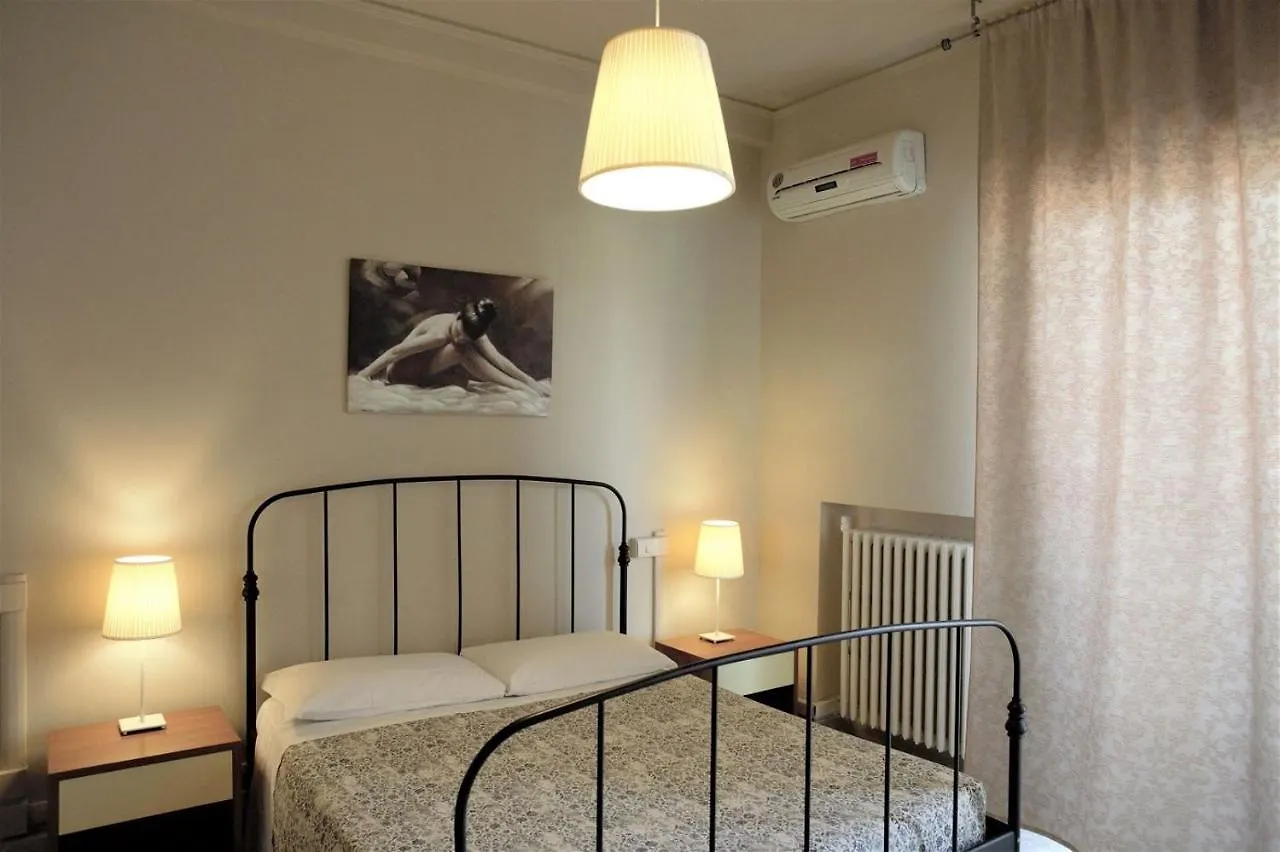 B&B Cameracaffe Centro Arezzo 2*,  Italië